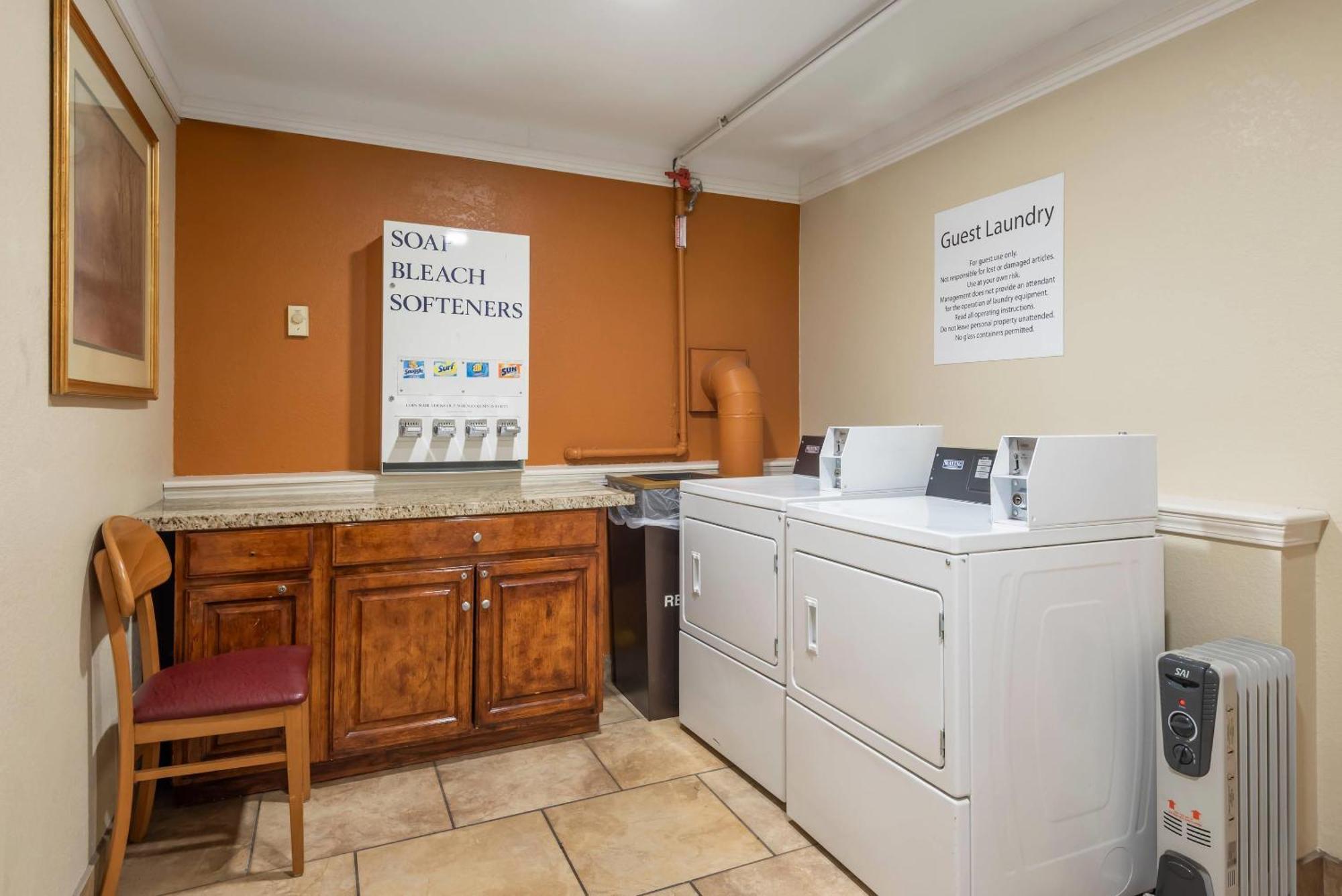 Hotel Comfort Inn&suites 3*